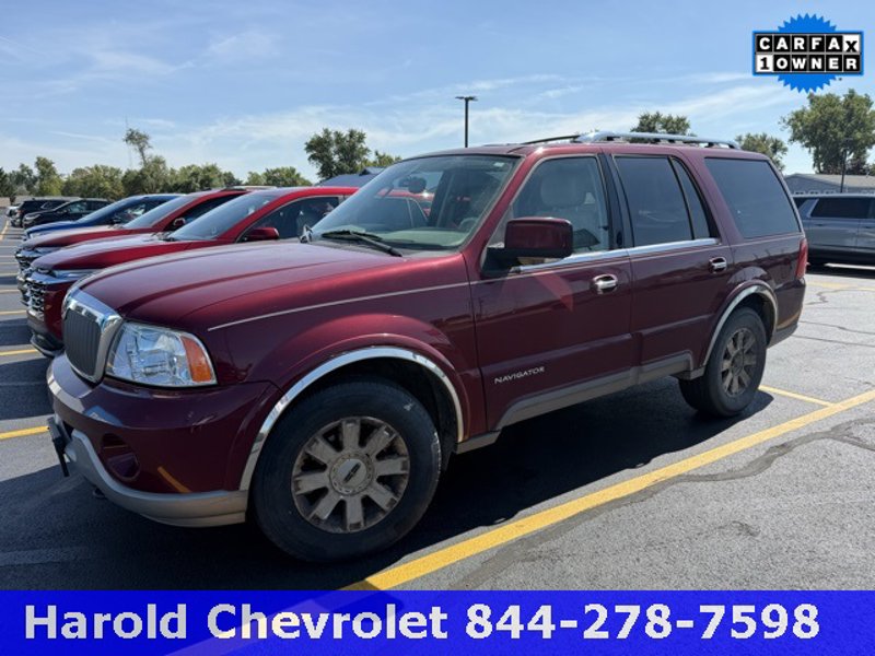 Used 2004 Lincoln Navigator Luxury image 1