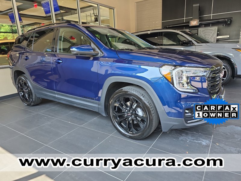 Used 2022 GMC Terrain SLT w/ Tech Package image 1