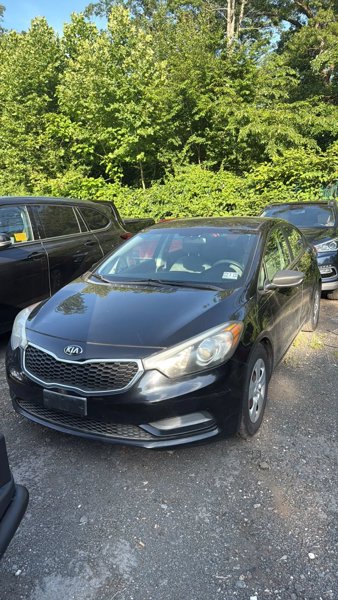 Used 2015 Kia Forte LX image 1