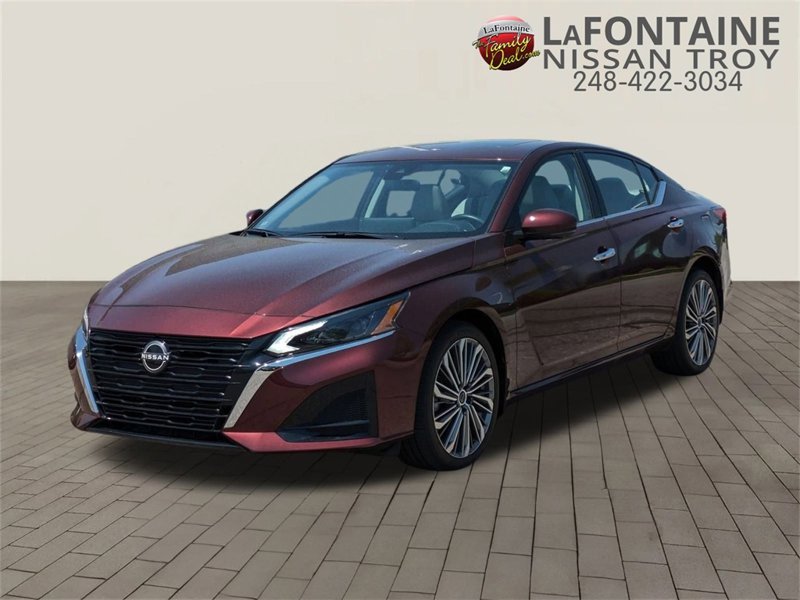 Certified 2024 Nissan Altima 2.5 SL image 1