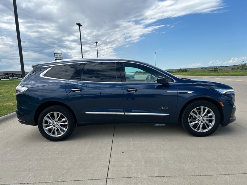 Certified 2023 Buick Enclave Avenir w/ Avenir Technology Package image 1