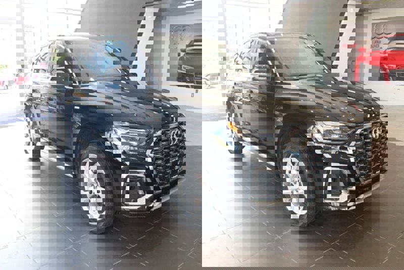 Certified 2024 Audi Q5 2.0T Premium Plus w/ Premium Plus Package image 1