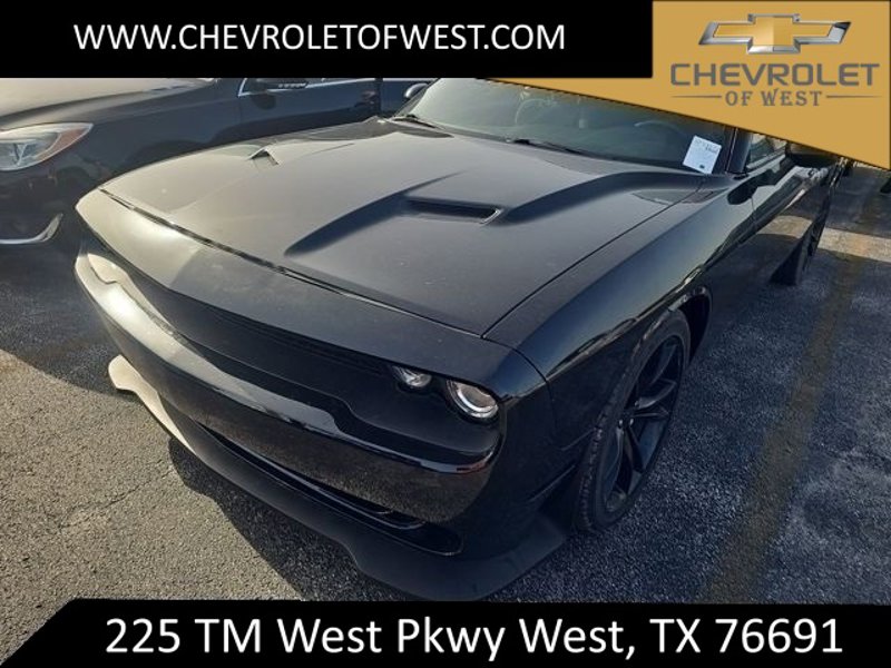 Used 2016 Dodge Challenger SXT w/ Blacktop Package image 1