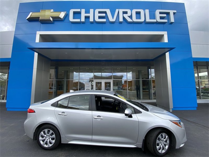 Used 2021 Toyota Corolla LE image 1