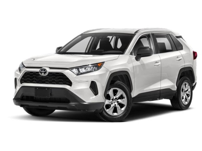 Used 2020 Toyota RAV4 LE image 1