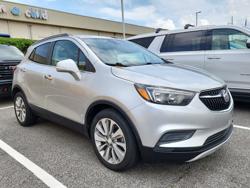 Used 2019 Buick Encore Preferred image 1