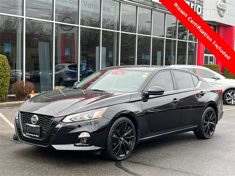 Certified 2022 Nissan Altima 2.5 SR w/ Midnight Edition Package image 1
