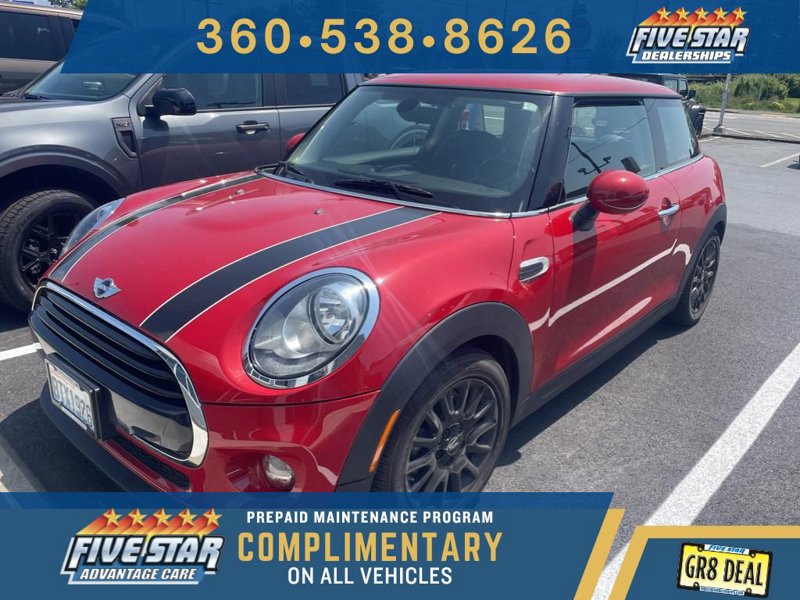 Used 2018 MINI Cooper 2-Door Hardtop image 1