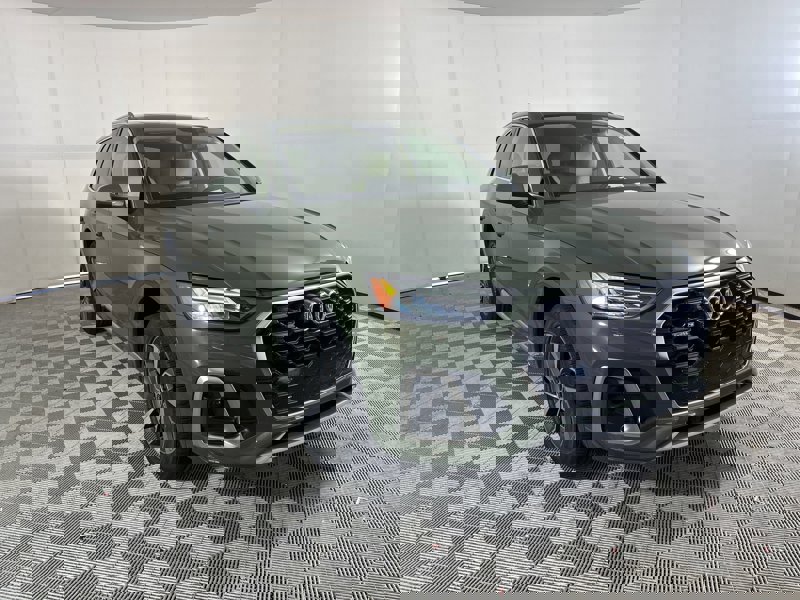 Certified 2023 Audi Q5 2.0T Premium Plus image 1