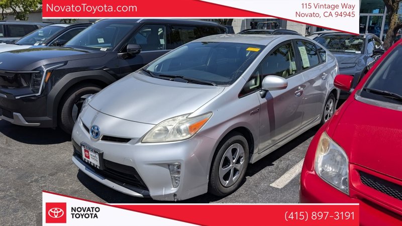 Used 2012 Toyota Prius Four image 1
