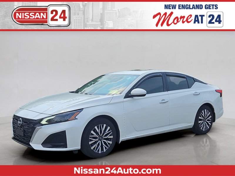 Certified 2023 Nissan Altima 2.5 SV w/ SV Premium Package image 1