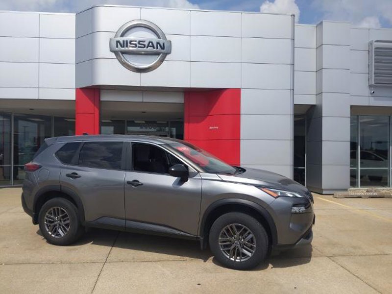 Certified 2022 Nissan Rogue S image 1