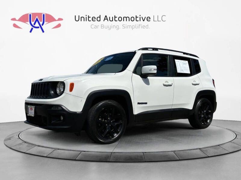 Used 2018 Jeep Renegade Altitude w/ UConnect 8.4 Nav Group image 1
