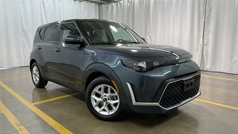 Certified 2023 Kia Soul LX w/ LX Technology Package image 1