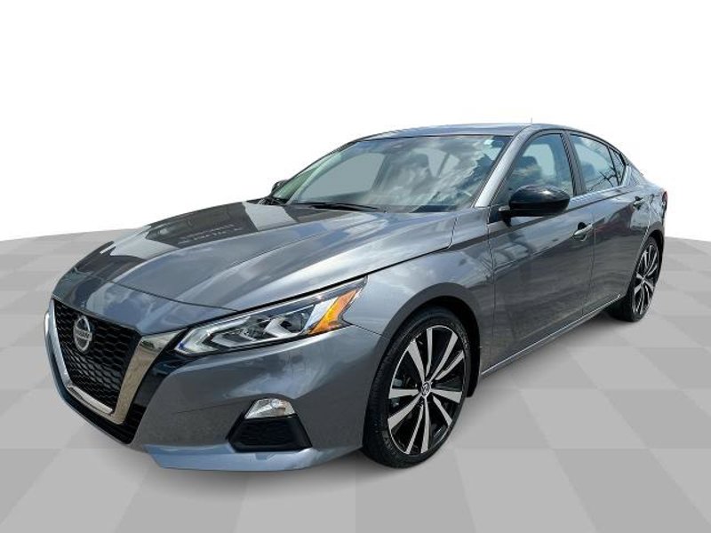 Used 2021 Nissan Altima 2.5 SR image 1