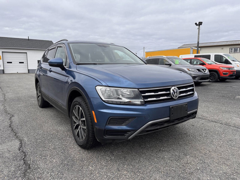 Used 2019 Volkswagen Tiguan SE w/ Panoramic Sunroof Package image 1
