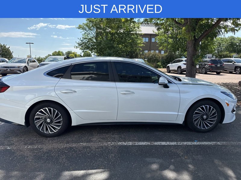 Used 2022 Hyundai Sonata SEL image 1