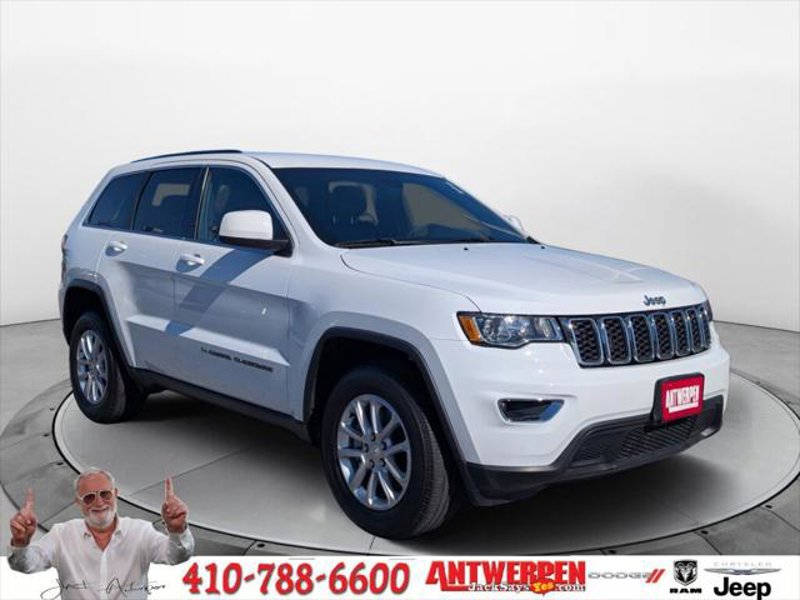 Certified 2022 Jeep Grand Cherokee Laredo X image 1