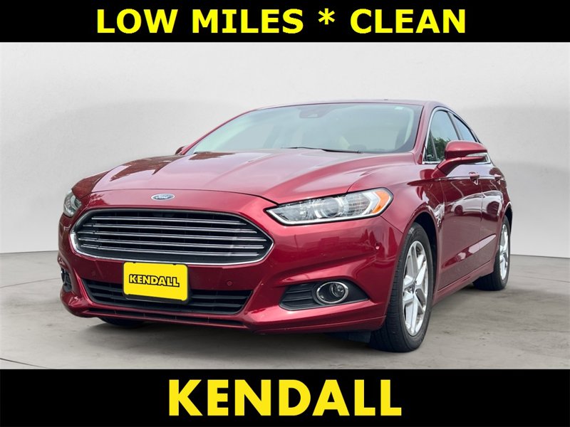 Used 2015 Ford Fusion SE w/ Equipment Group 202A image 1
