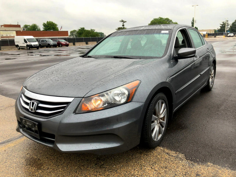 Used 2011 Honda Accord EX-L image 1