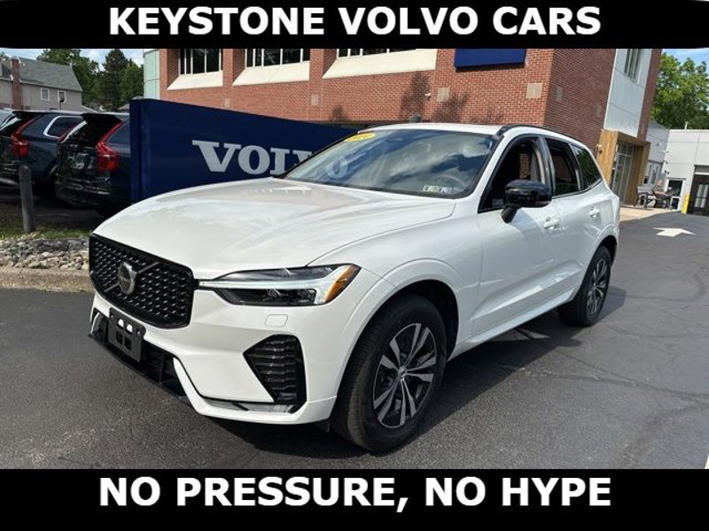 Certified 2024 Volvo XC60 B5 Core image 1
