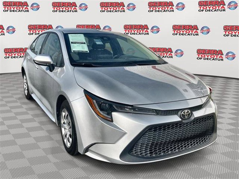 Used 2022 Toyota Corolla LE image 1