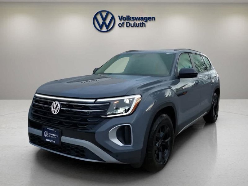 Certified 2024 Volkswagen Atlas Peak Edition SEL image 1