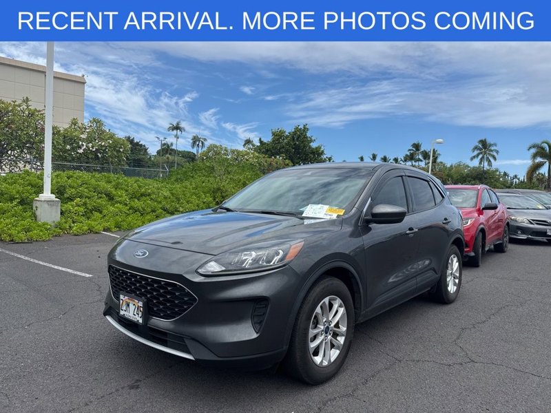Used 2020 Ford Escape SE image 1