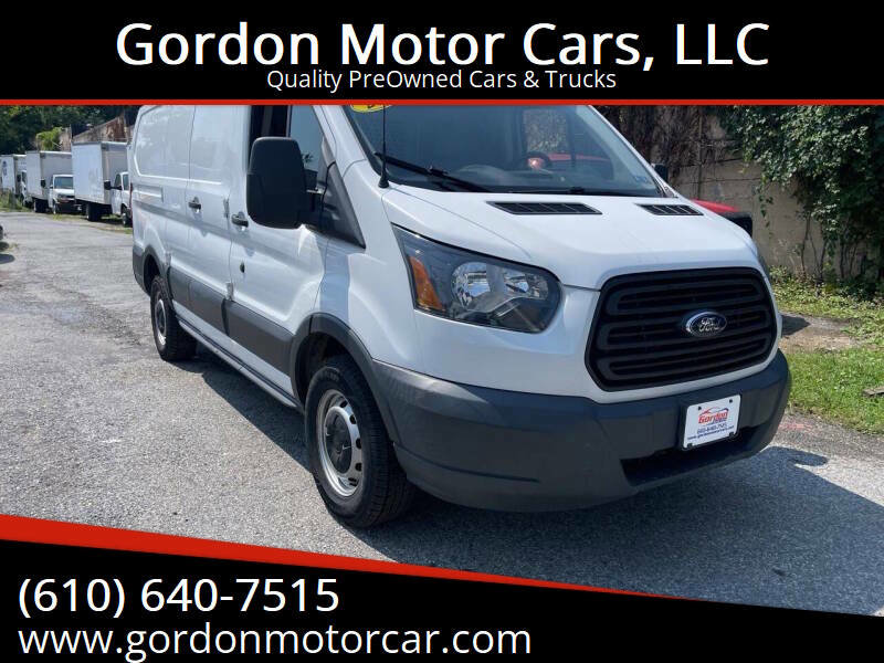 Used 2018 Ford Transit 250 130 Low Roof image 1