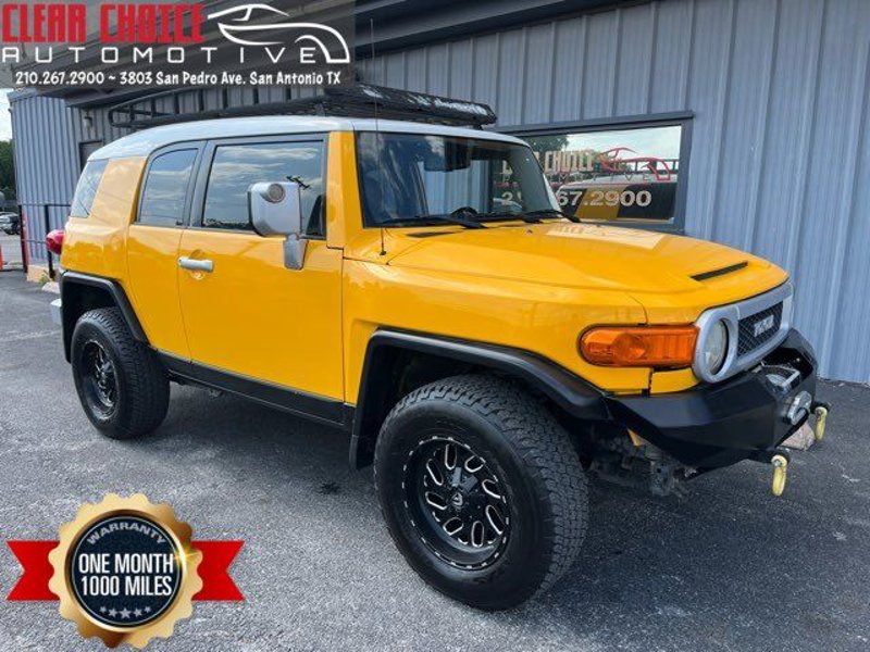 Used 2010 Toyota FJ Cruiser 4WD image 1