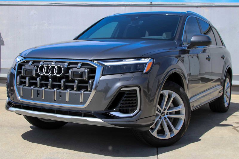 Certified 2025 Audi Q7 3.0T Premium Plus w/ Premium Plus Package image 1