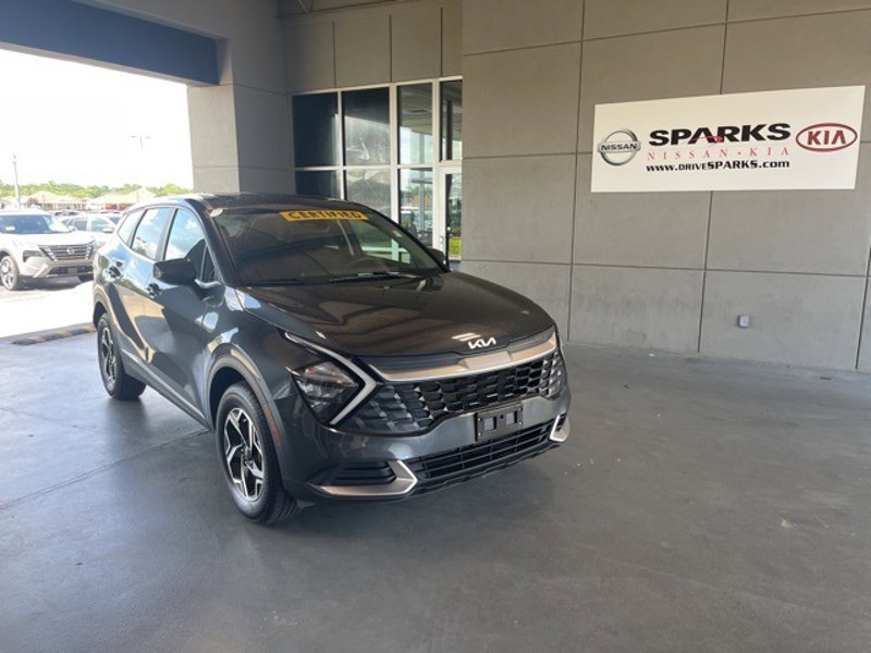 Certified 2023 Kia Sportage LX image 1