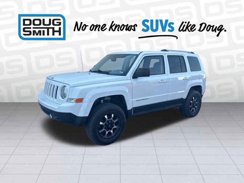 Used 2016 Jeep Patriot High Altitude image 1