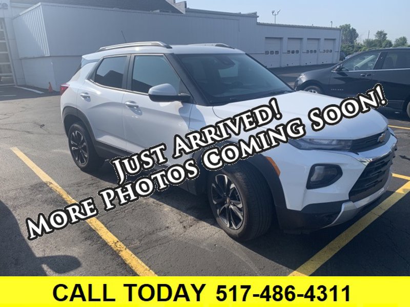 Used 2023 Chevrolet TrailBlazer LT w/ Convenience Package image 1