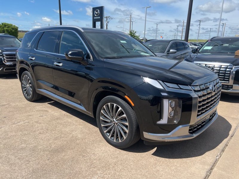 Certified 2023 Hyundai Palisade Calligraphy w/ Cargo Package image 1
