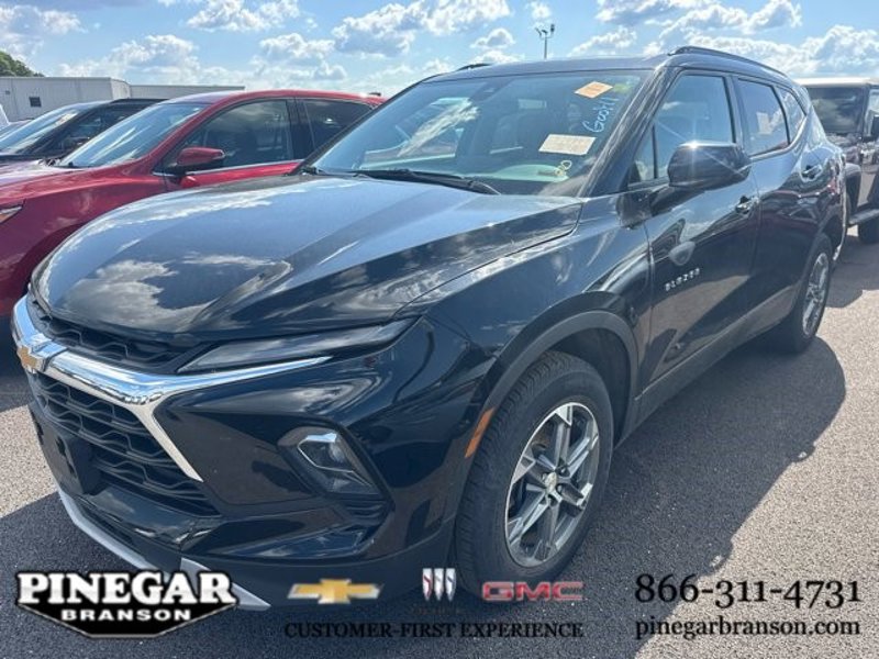 Certified 2023 Chevrolet Blazer LT w/ Convenience Package image 1
