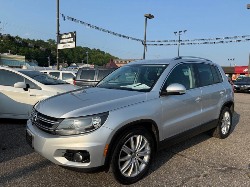 Used 2012 Volkswagen Tiguan S image 1