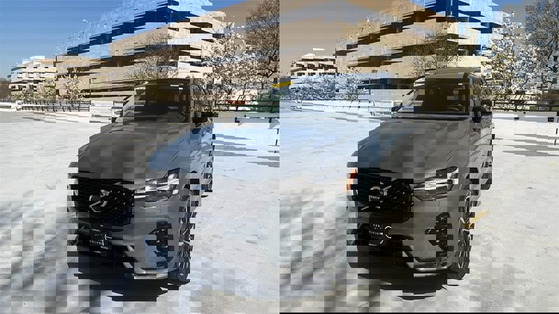 Certified 2023 Volvo XC60 B5 Plus w/ Climate Package image 1