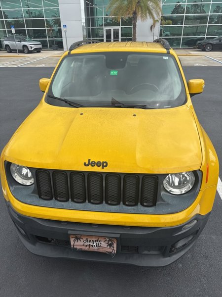 Used 2017 Jeep Renegade Altitude image 1