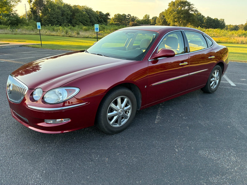 Used 2008 Buick LaCrosse CXL w/ Driver Confidence Package image 1