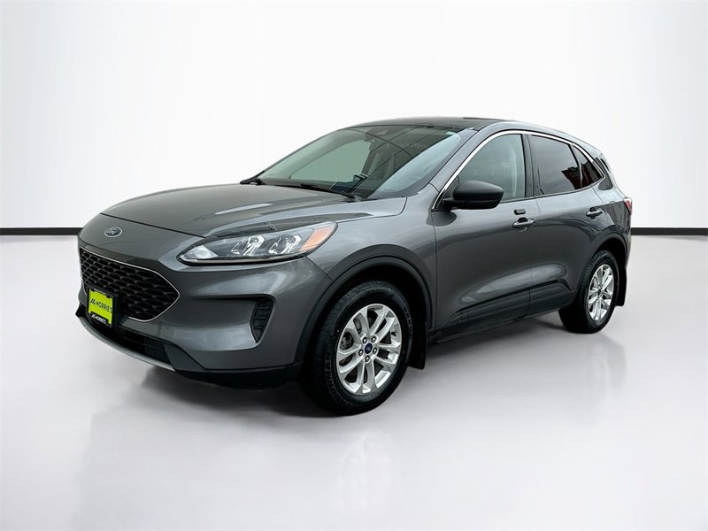 Used 2022 Ford Escape SE image 1