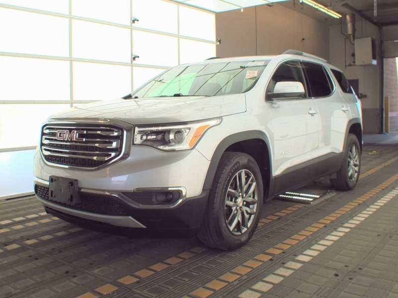 Used 2017 GMC Acadia SLT image 1