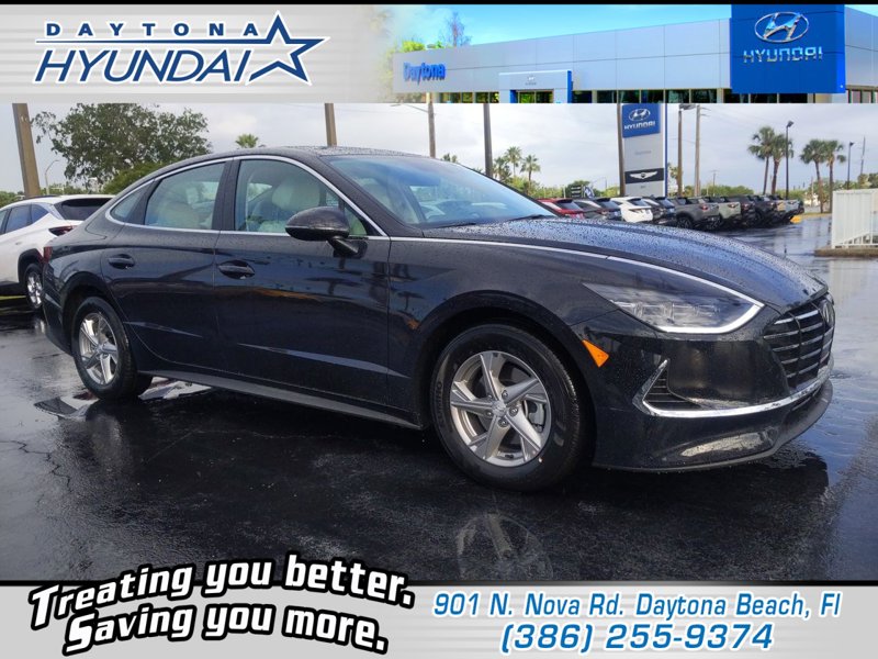 Certified 2023 Hyundai Sonata SE w/ Cargo Package image 1