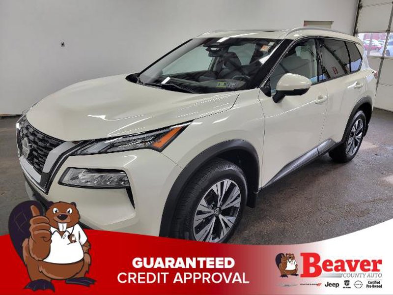 Certified 2021 Nissan Rogue SV image 1