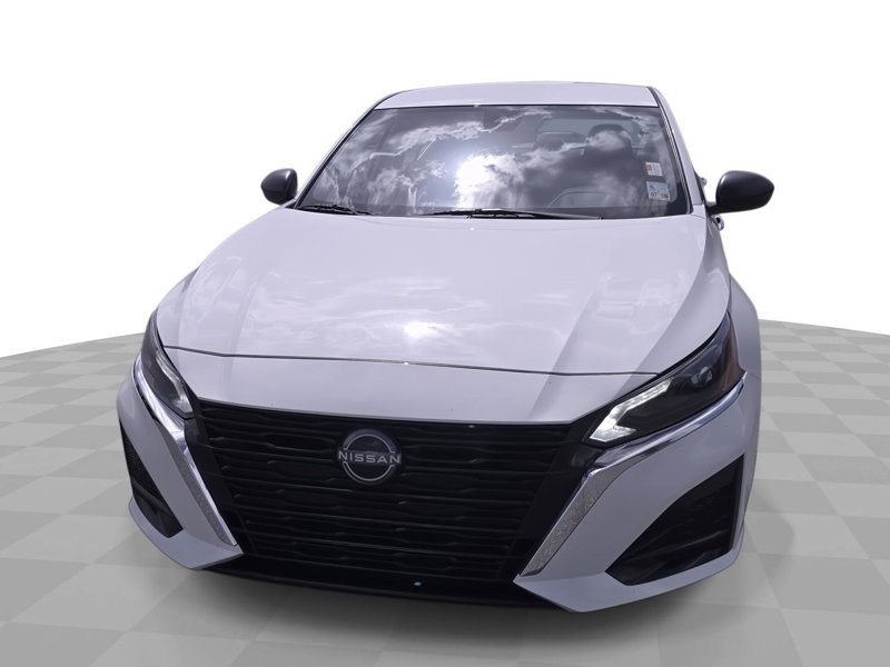 Used 2024 Nissan Altima 2.5 S image 1