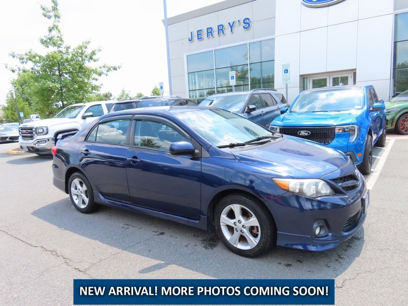 Used 2012 Toyota Corolla S image 1