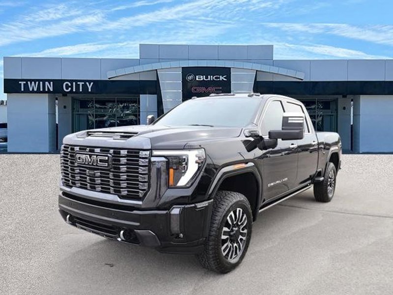 Certified 2024 GMC Sierra 2500 Denali Ultimate w/ Max Trailering Package image 1