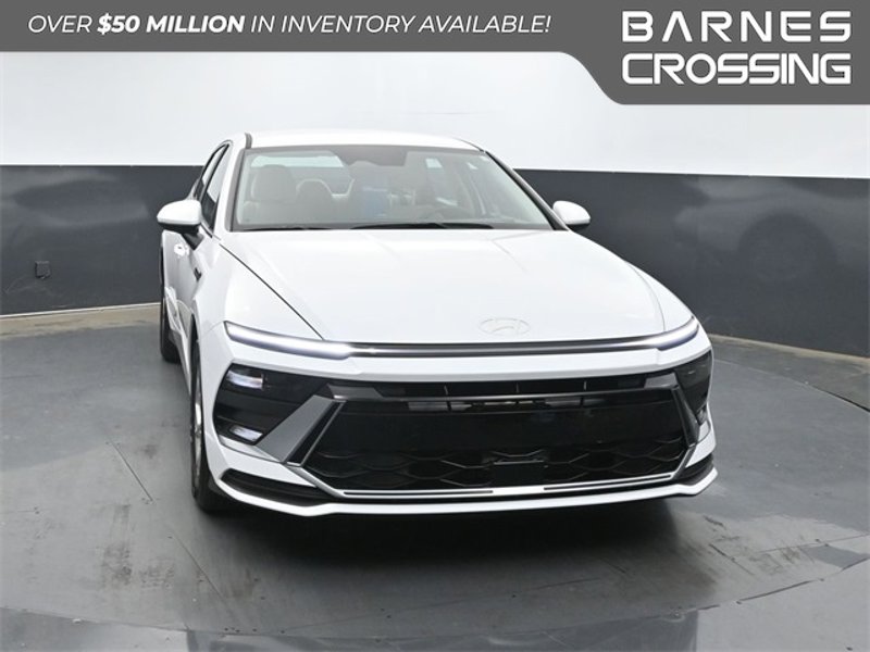 Certified 2025 Hyundai Sonata SE image 1