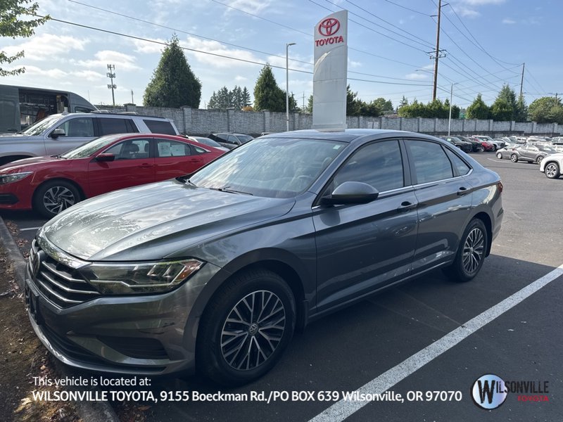 Used 2020 Volkswagen Jetta image 1