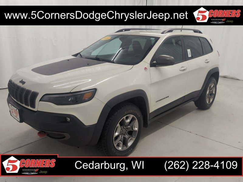Used 2019 Jeep Cherokee Trailhawk w/ Cold Weather Group image 1